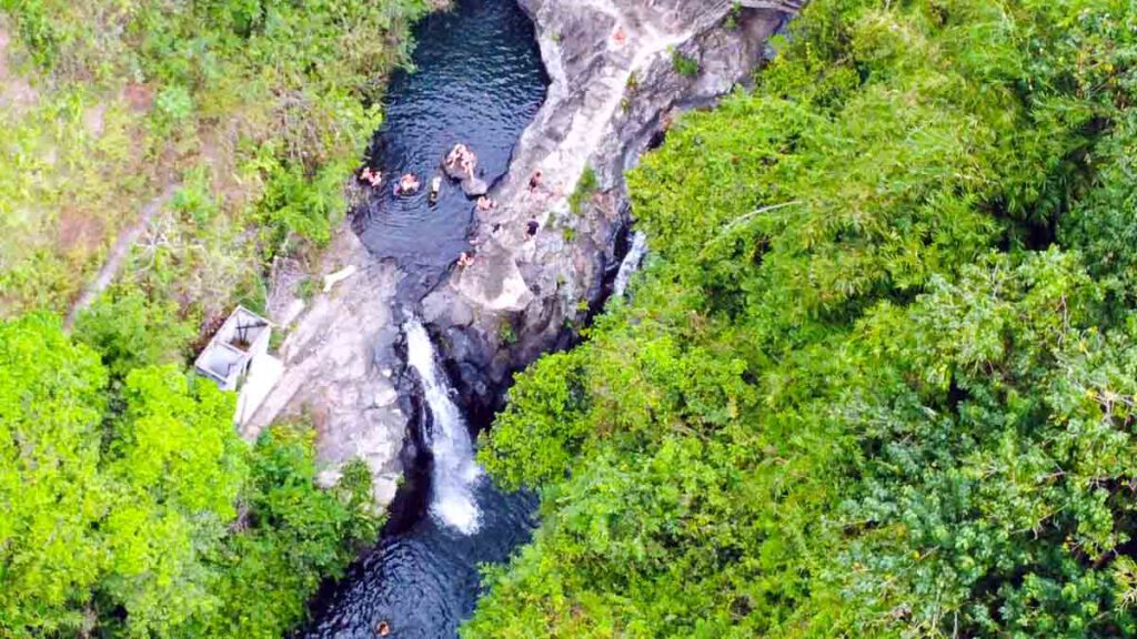 drone foto van de kroya waterval op bali