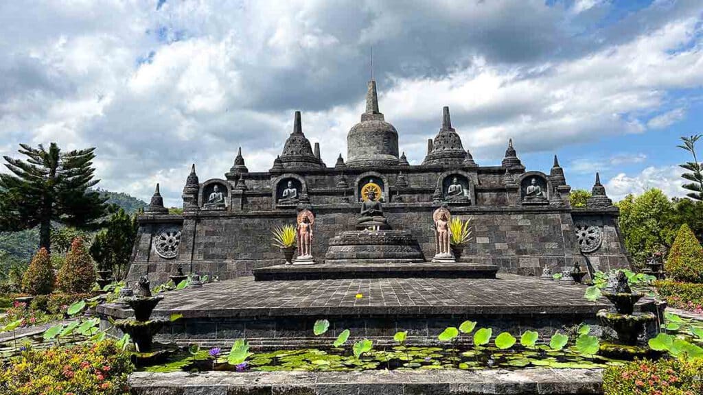 borbudur bali