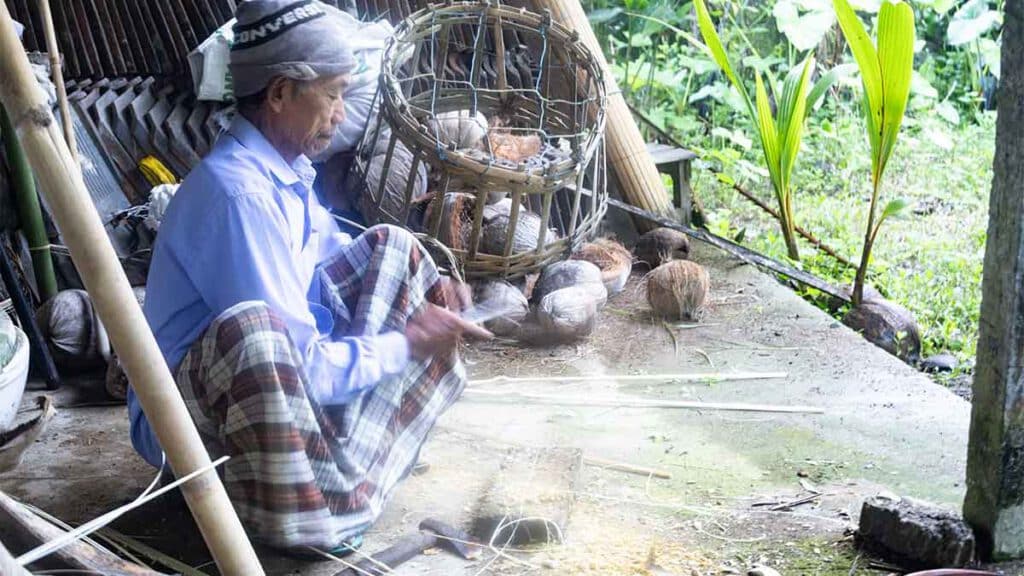 manden vlechten op bali