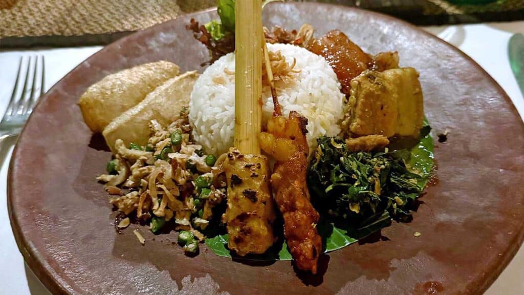 nasi campur bij gong