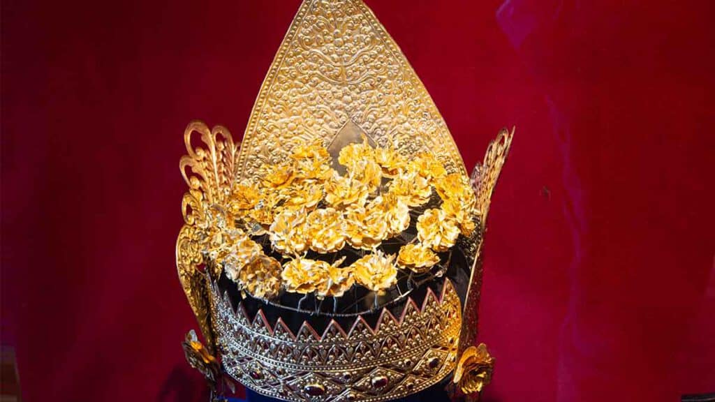 kroon van de balinese koning
