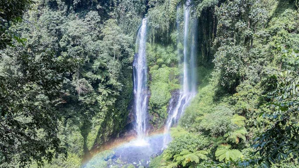 sekumpul waterval