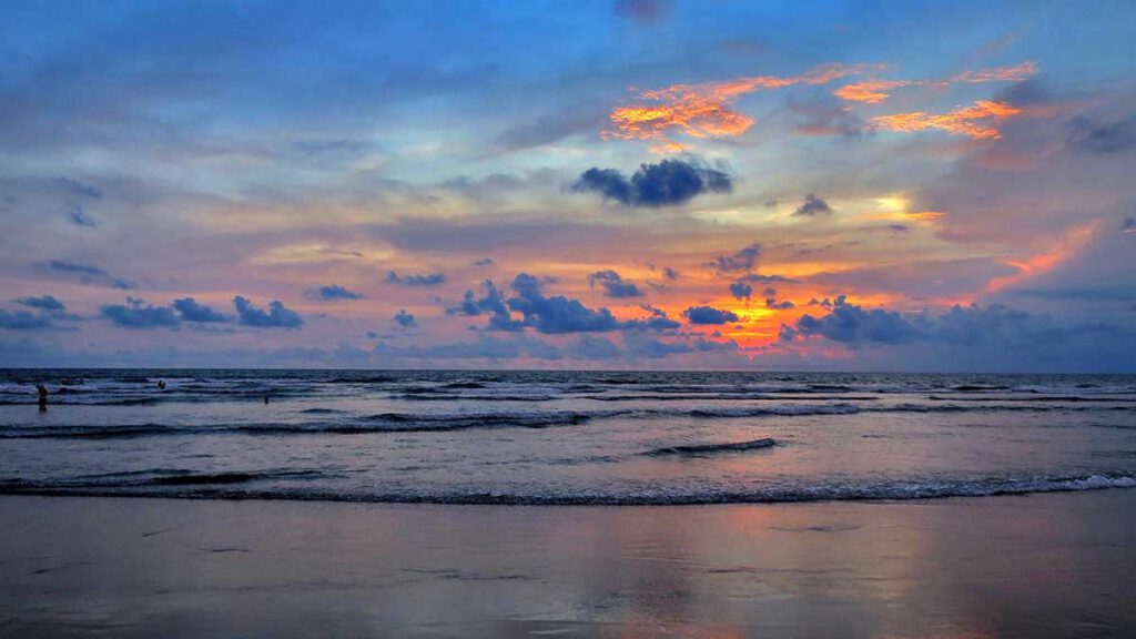 zonsondergang in seminyak