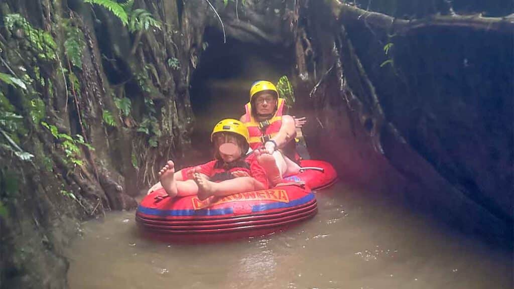 tuben pp bali met kinderen